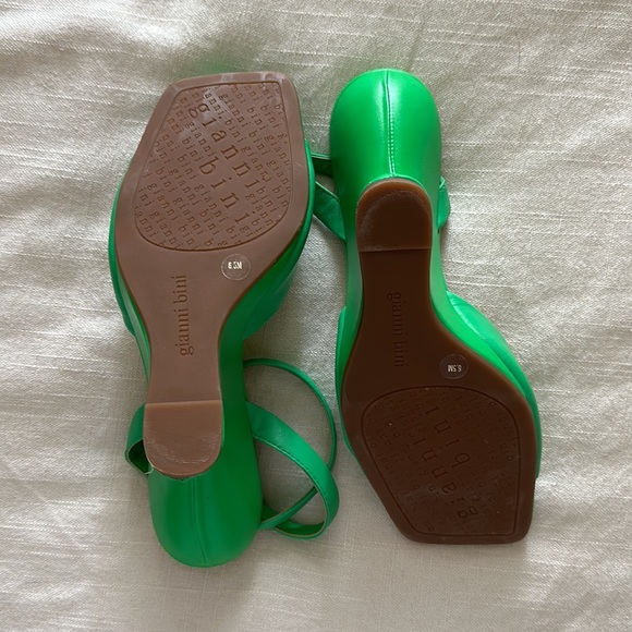 6.5 Rhonda Leather Square Toe Curved Wedge Dress Sandals - Picture 2 of 4